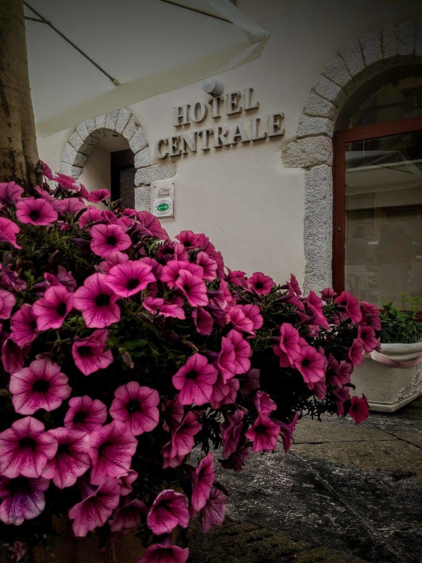 Hotel Centrale Olbia Exteriér fotografie